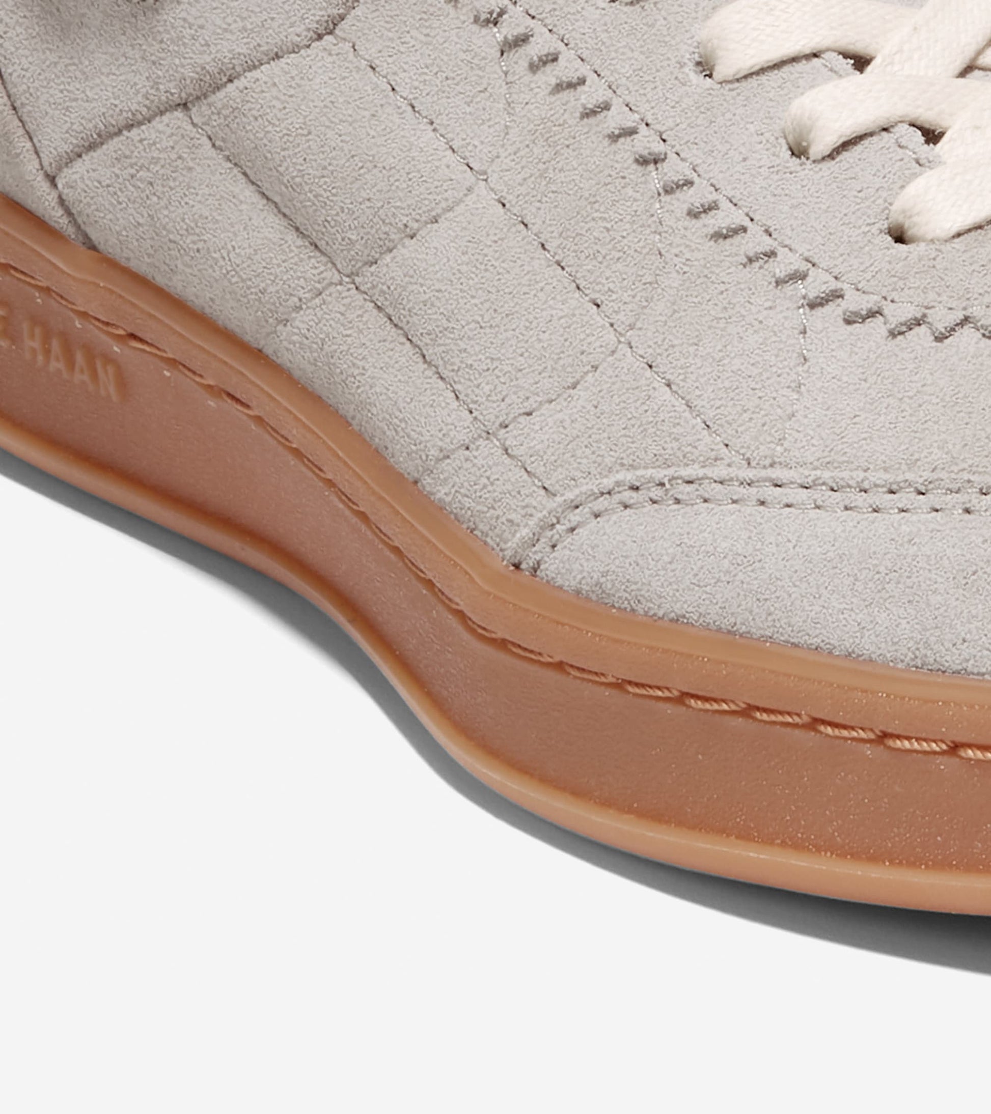 W30273:DOVE SUEDE/SILVER METALLIC (8055918297335)