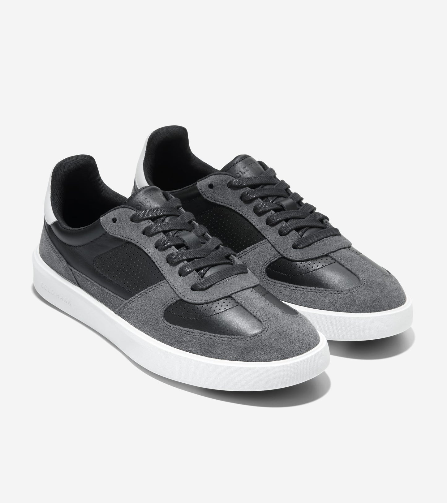 კაცის Grand Crosscourt Modern Turf Sneakers