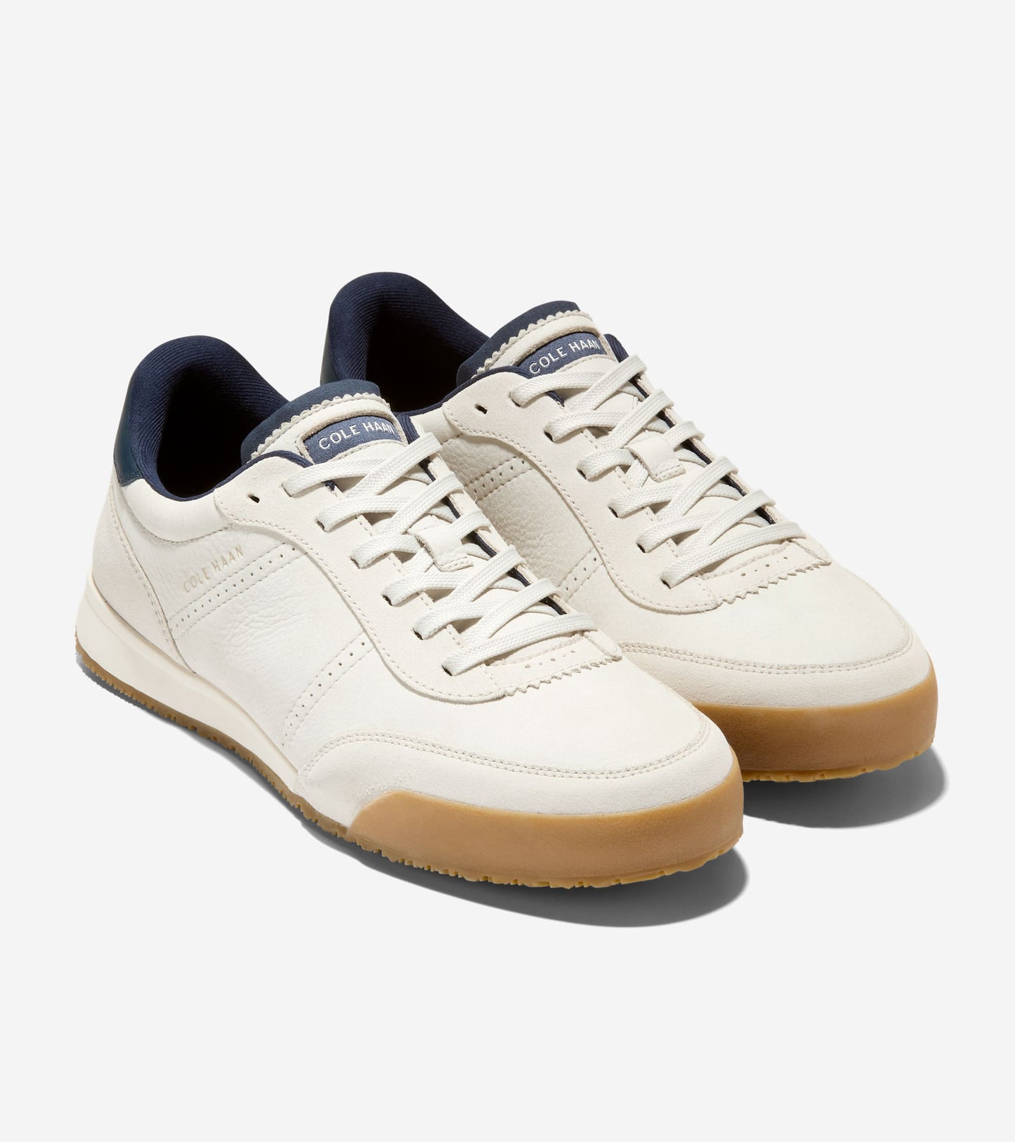 C43724:IVORY NUBUCK / SILVER BIRCH / NAVY BLAZER